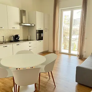 bocconi-navigli-la-casa-di-zoe.it-lombardy.com/