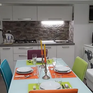  Apartment Rainbow House Italien